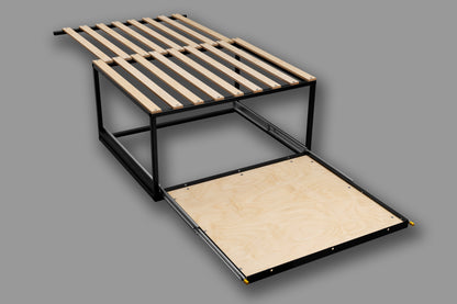Schlafplatz im Van mit Campingbox von Yourflexvan.